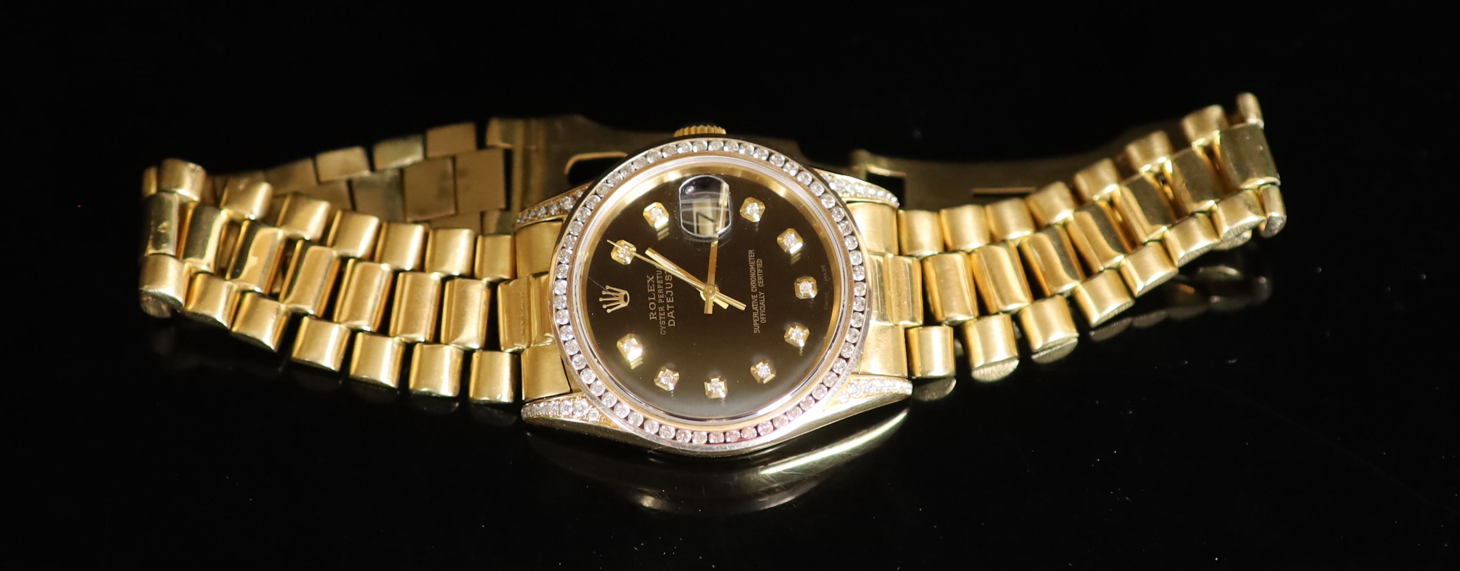 A gentleman's modern 18ct gold Rolex Oyster Perpetual Datejust wrist watch